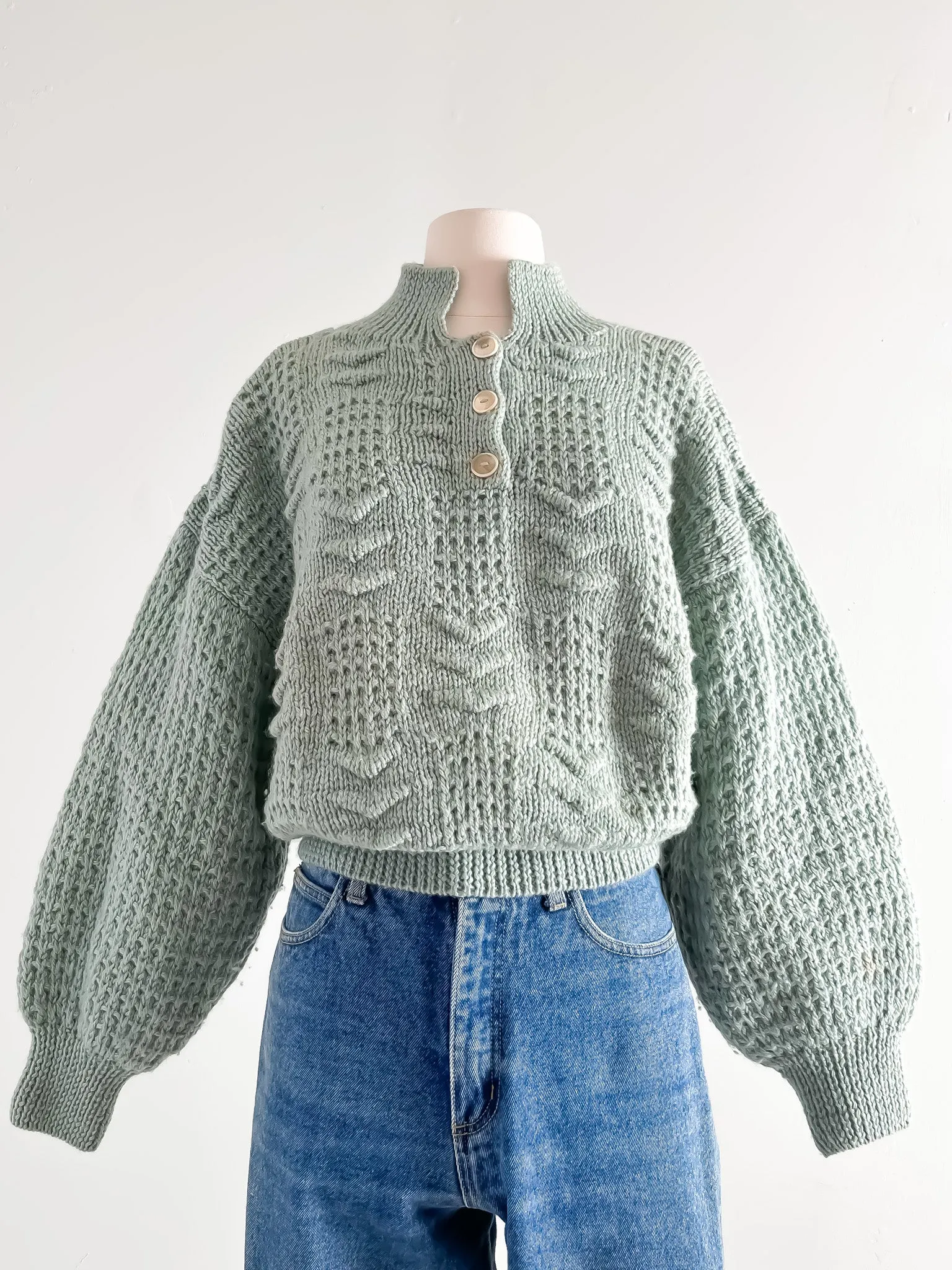 1980's Hand Knit Roberta Frost Chunky Wool Sweater / Sz L