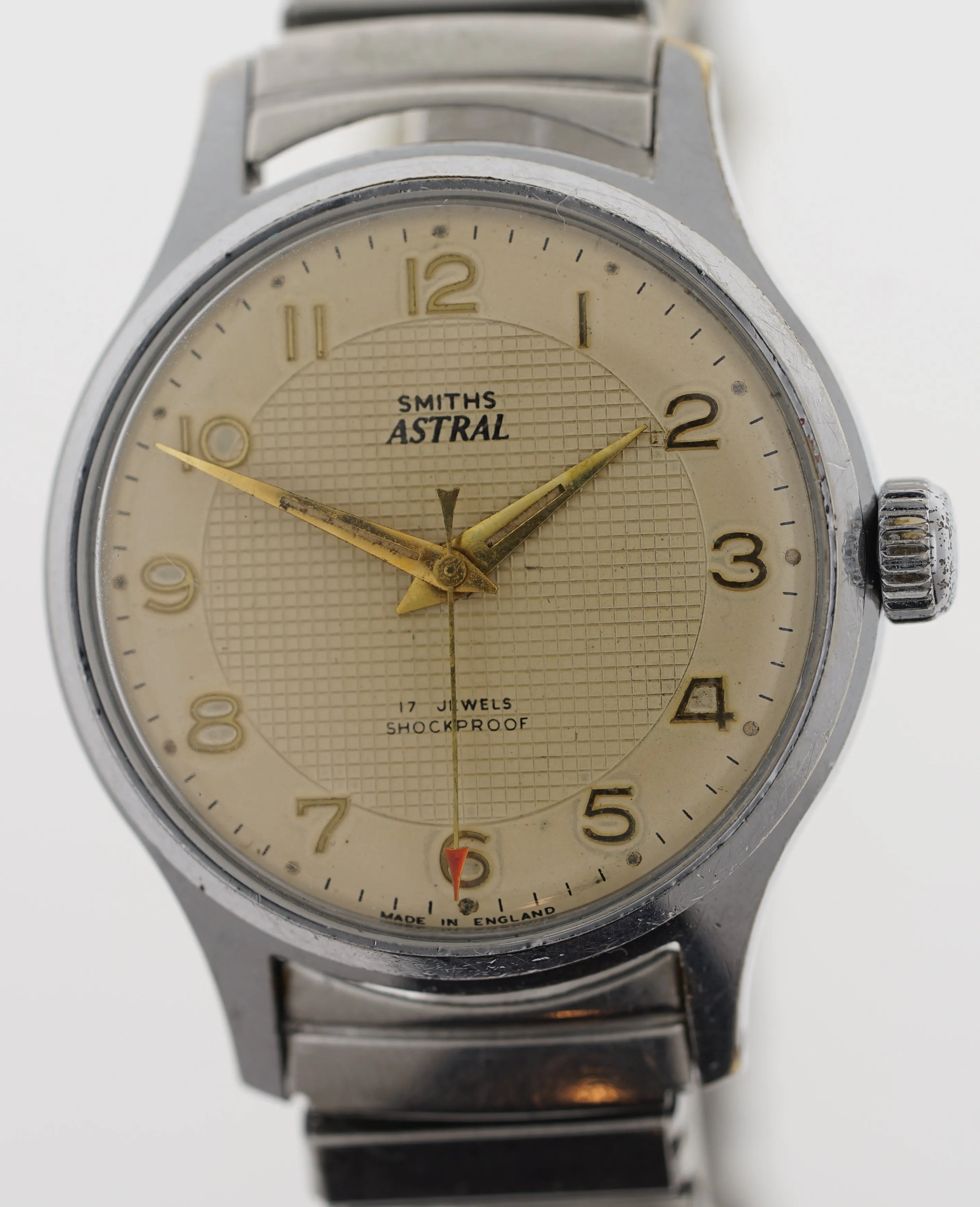 ASTRAL  SMITHS STEEL AND CHROME WRISTWATCH ON SMITHS BRACELET