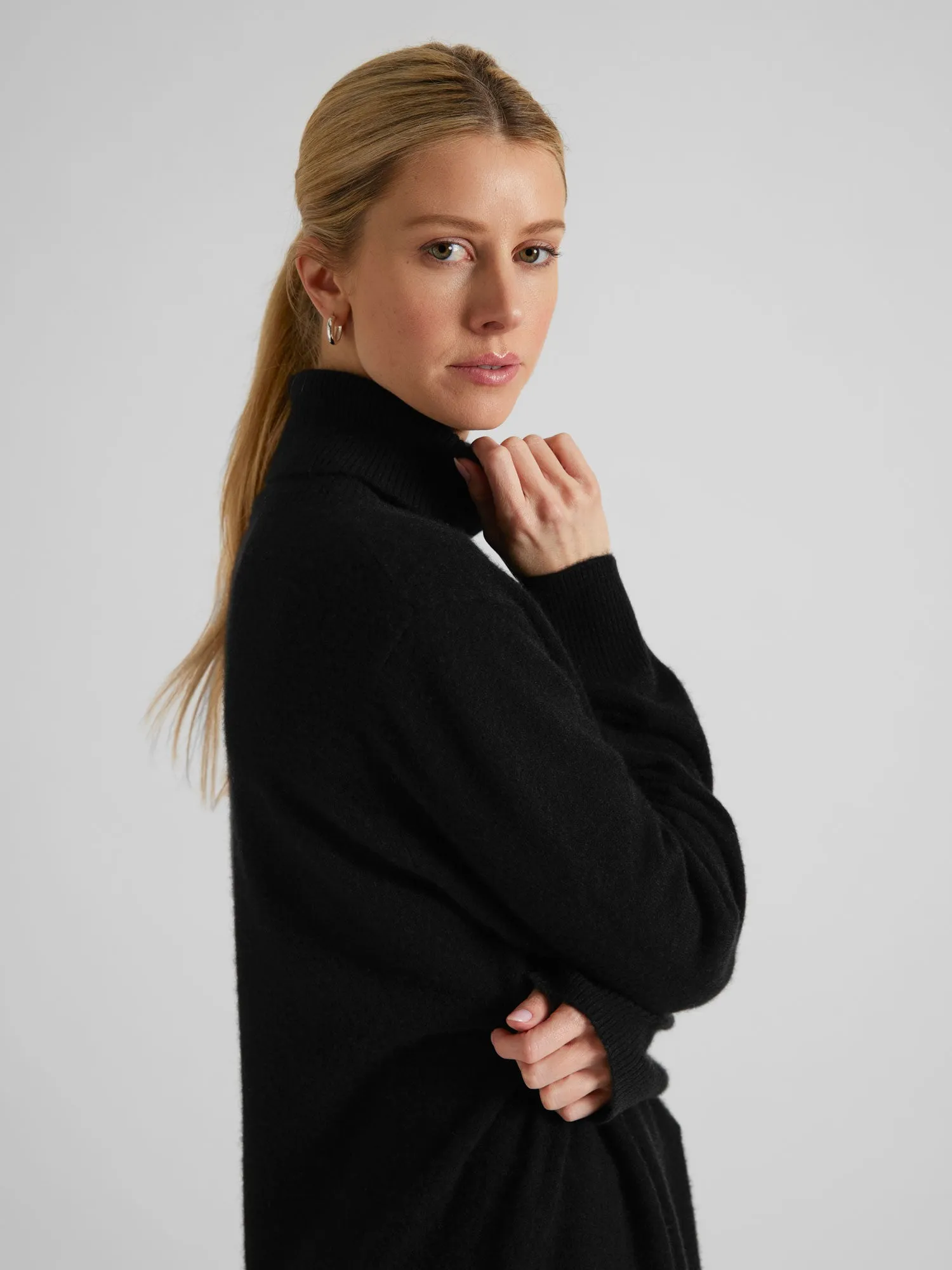 Cashmere sweater "Dagny polo" - Black