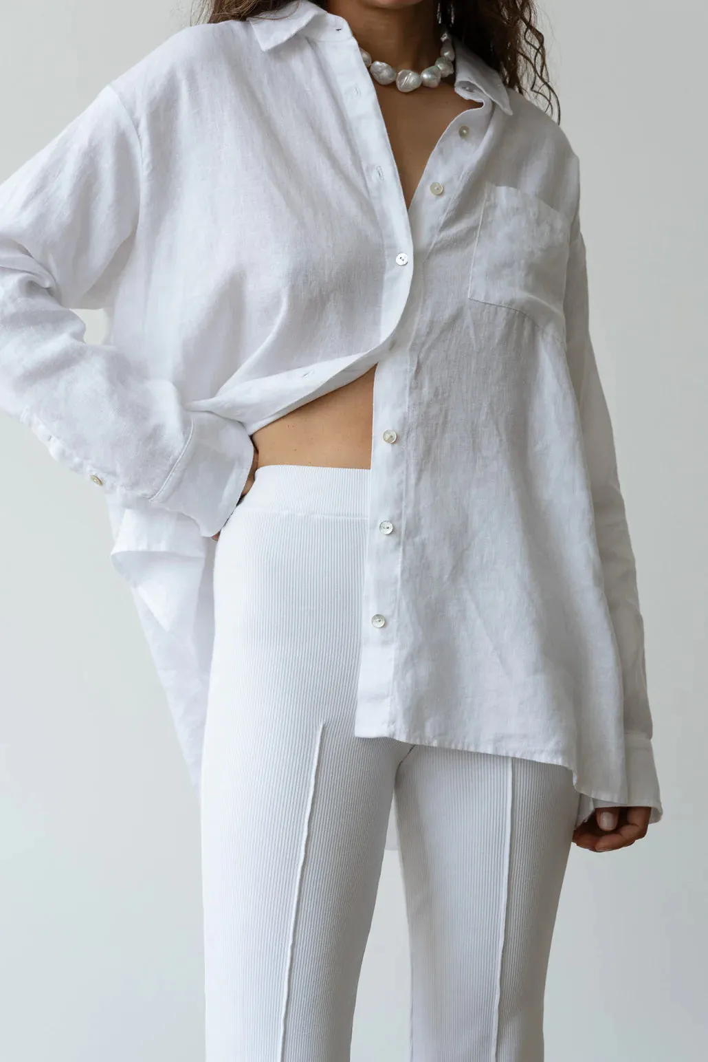 The Linen Relaxed Shirt - Powder